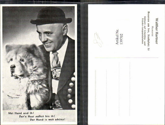 139702, Walther Hartner, humorist from Braunau am Inn, with dog