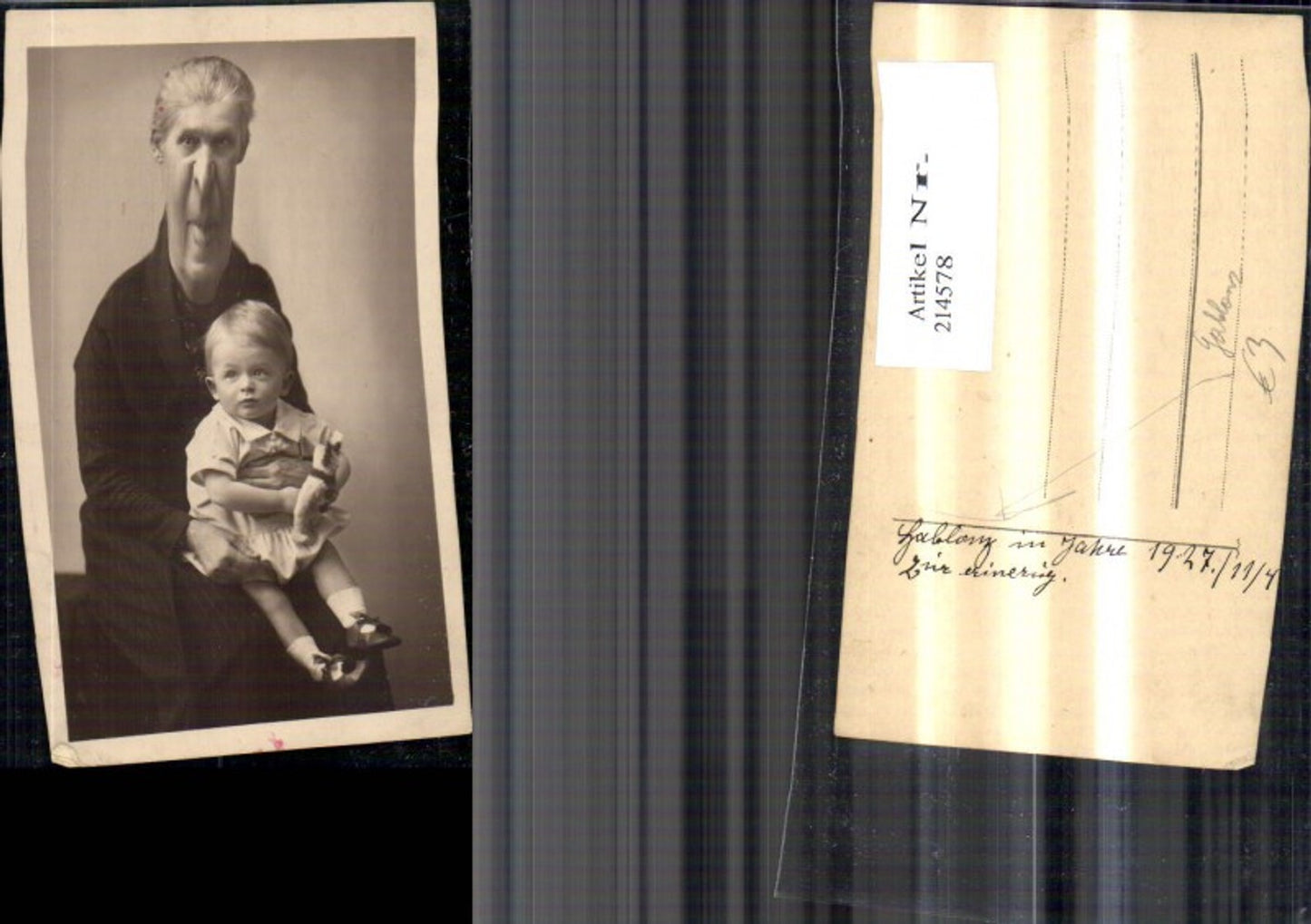 214578,Foto Ak Frau m. Kind Plüschhasen Gablonz