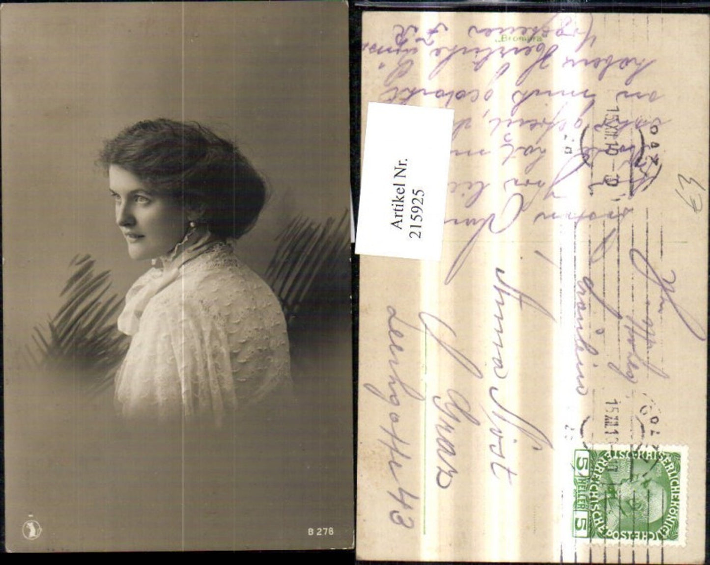 215925, Woman portrait with pearl earrings