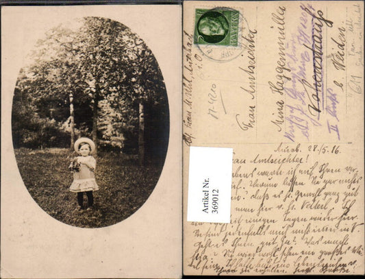 369012, Photo AK Auerbach in the Upper Palatinate, Uhl family, garden, girl with hat