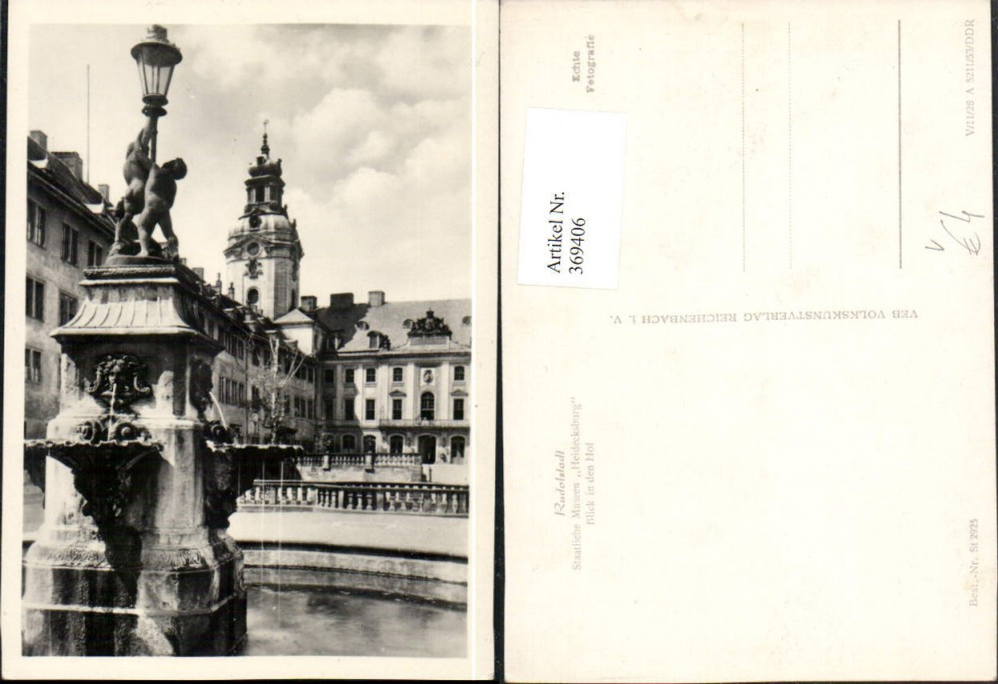 369406,Rudolstadt Museum Heidecksburg Hof Brunnen pub VEB