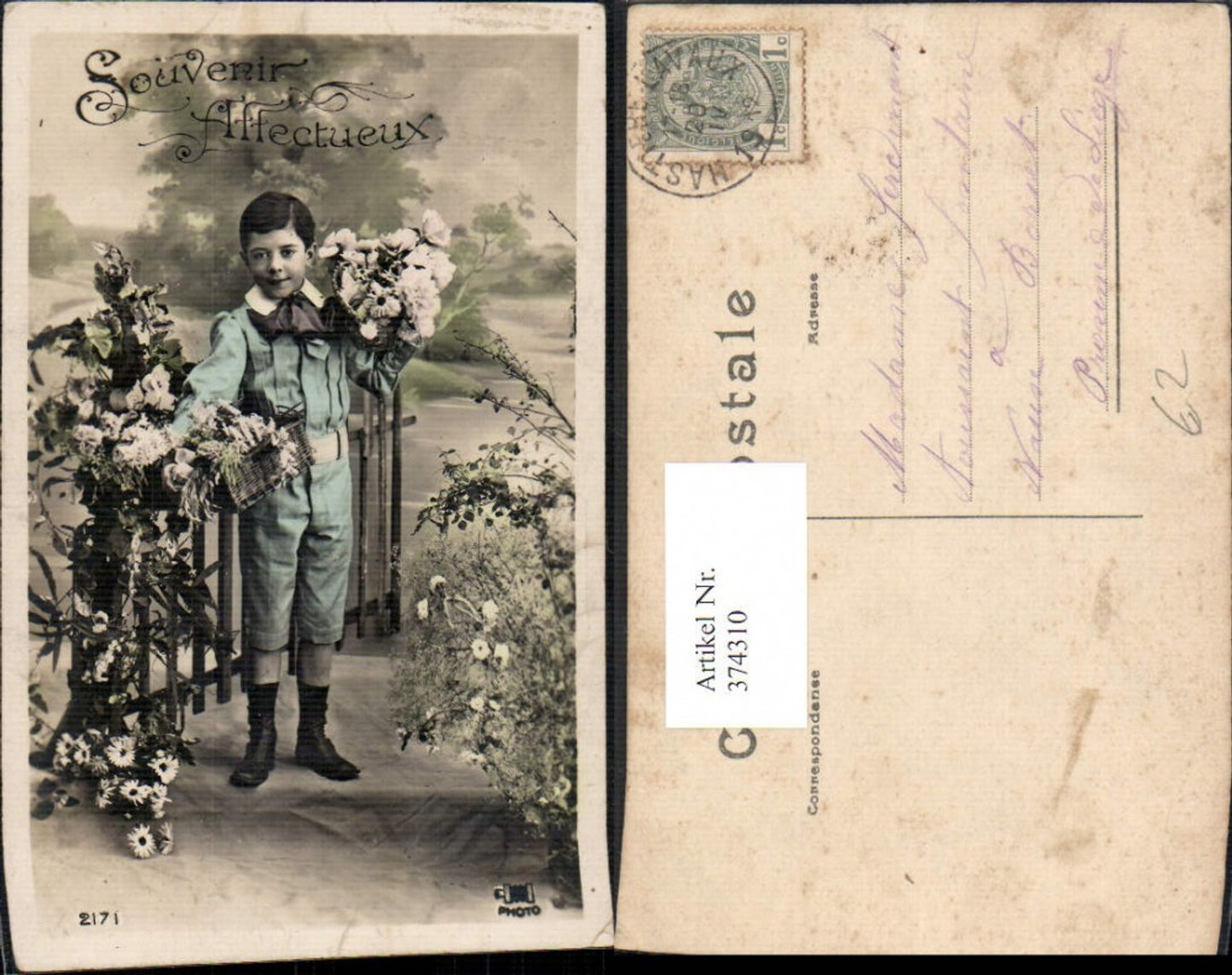 374310,Kind Bub Junge Uniform Matrosenanzug Korb Blumen Rosen Gartenzaun