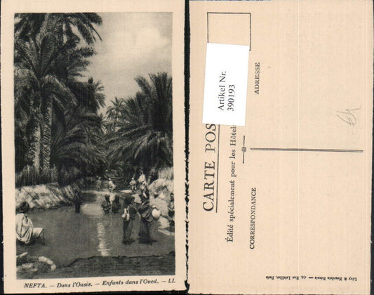 390193,Tunisia Nefta Dans l'Oasis Children in the Oued Oasis Nomads Folk Types Palms