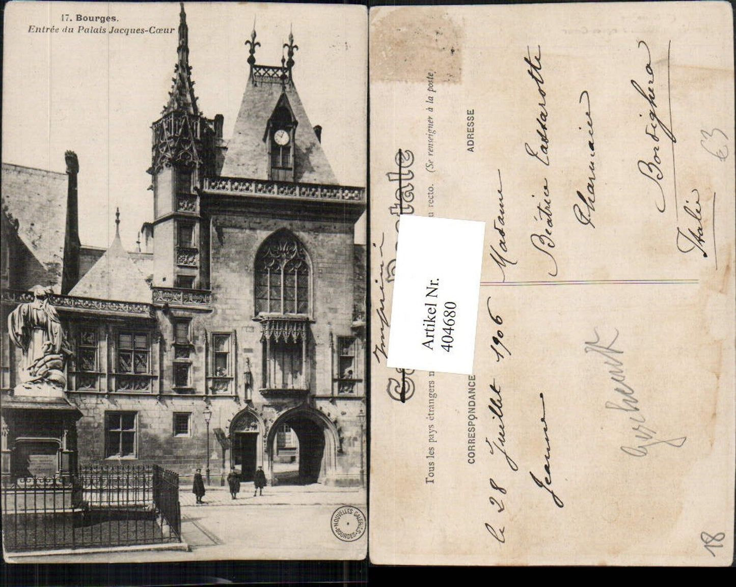 404680,Centre Cher Bourges Entree du Palais Jacques-Coeur Statue