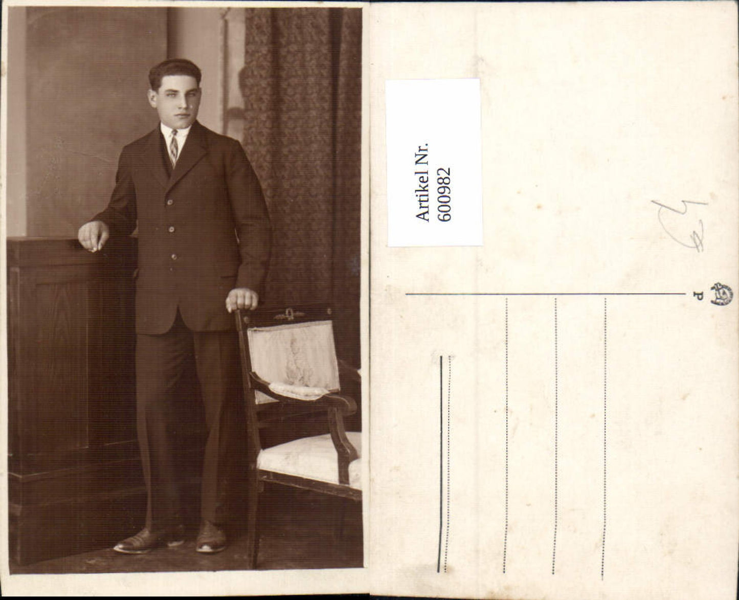 600982, Photo Ak Man Suit Tie