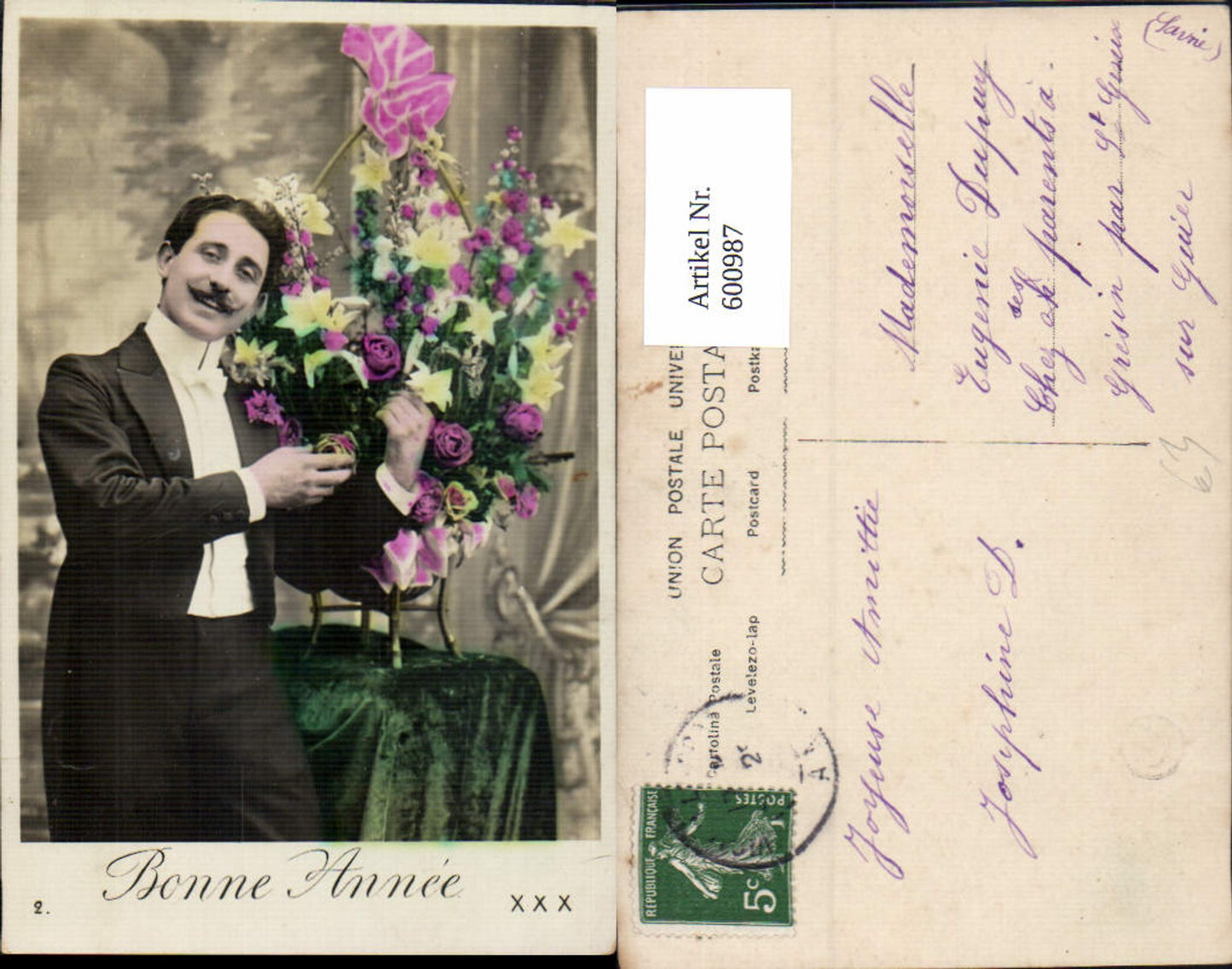 600987, Man in suit with flowers Bonne Anne