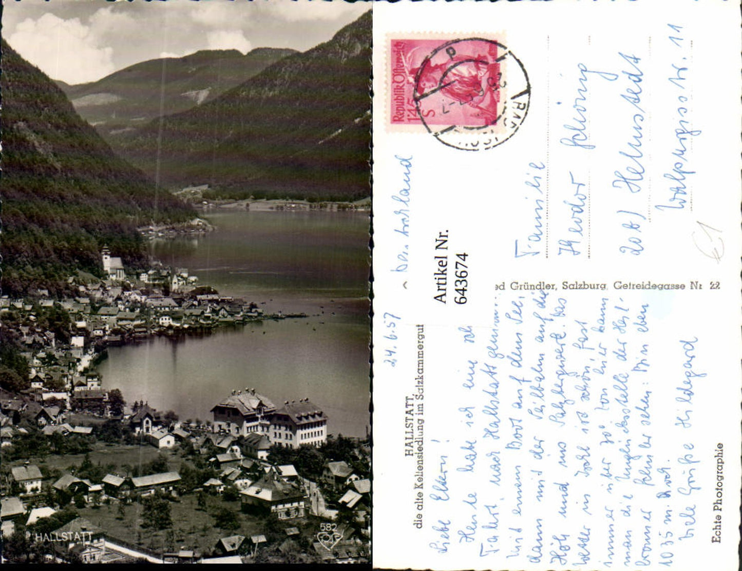 643674,Hallstatt on Lake Hallstättersee