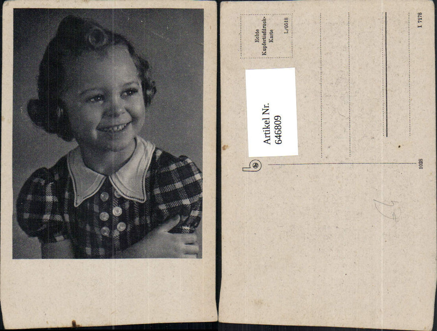 646809, Child girl laughing portrait