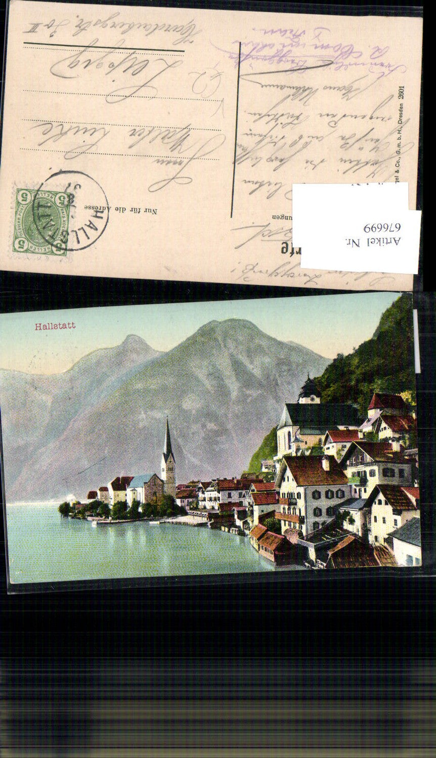 676699, Hallstatt on Lake Hallstatt