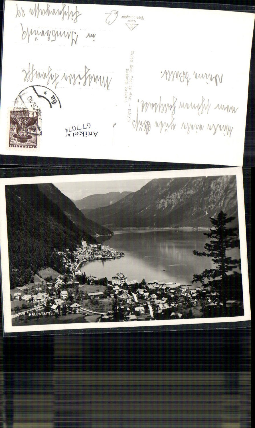 677074, Hallstatt on Lake Hallstatt