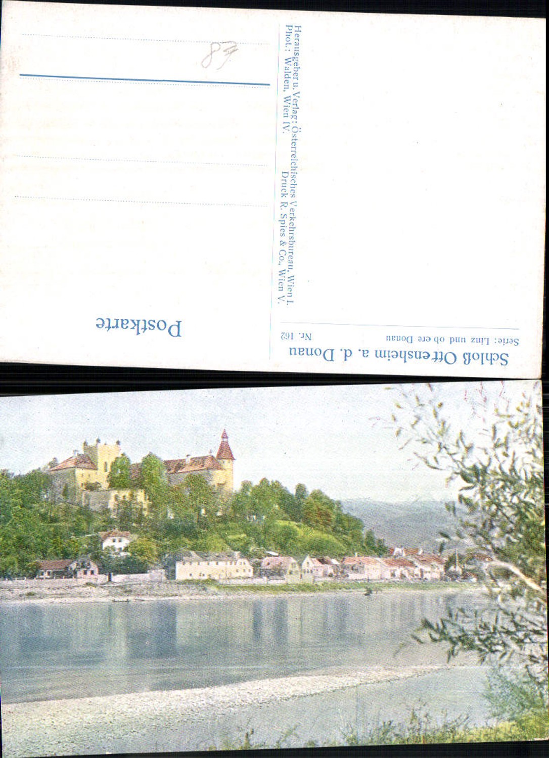 701768 Ottensheim Castle on the Danube